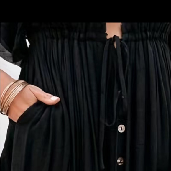 Pleated Plunging Dress ❤️ - Picture 3 of 4